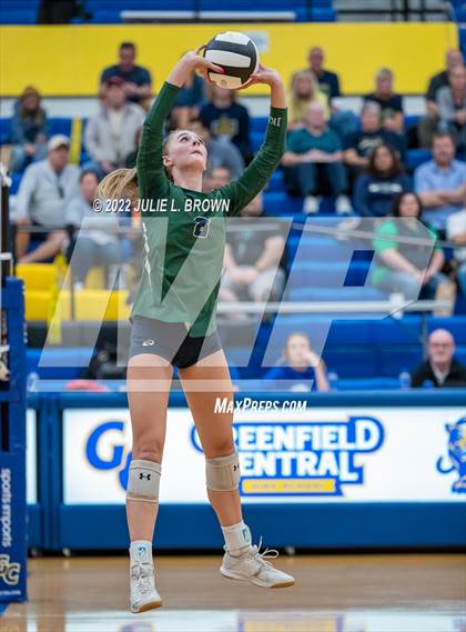 Thumbnail 1 in Cathedral vs. Brownsburg (IHSAA 4A Regional semi-final) photogallery.