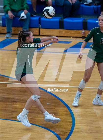 Thumbnail 3 in Cathedral vs. Brownsburg (IHSAA 4A Regional semi-final) photogallery.