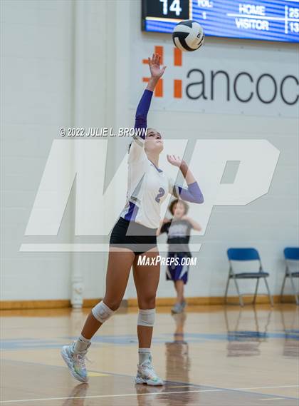 Thumbnail 1 in Cathedral vs. Brownsburg (IHSAA 4A Regional semi-final) photogallery.