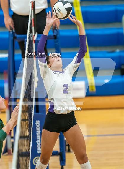 Thumbnail 3 in Cathedral vs. Brownsburg (IHSAA 4A Regional semi-final) photogallery.