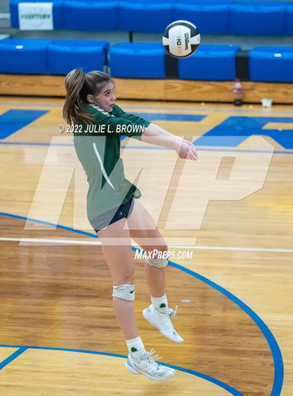 Thumbnail 2 in Cathedral vs. Brownsburg (IHSAA 4A Regional semi-final) photogallery.