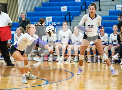 Thumbnail 1 in Cathedral vs. Brownsburg (IHSAA 4A Regional semi-final) photogallery.