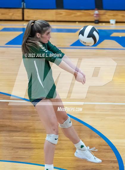 Thumbnail 2 in Cathedral vs. Brownsburg (IHSAA 4A Regional semi-final) photogallery.