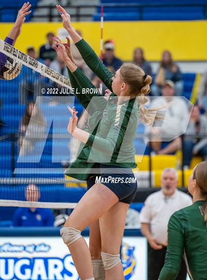 Thumbnail 3 in Cathedral vs. Brownsburg (IHSAA 4A Regional semi-final) photogallery.