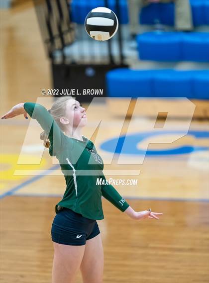 Thumbnail 3 in Cathedral vs. Brownsburg (IHSAA 4A Regional semi-final) photogallery.