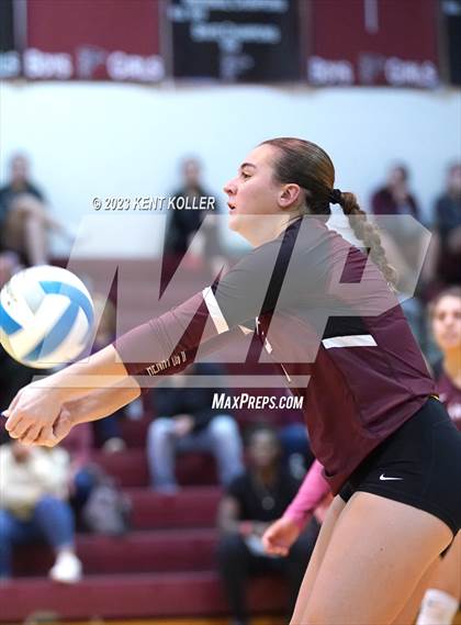 Thumbnail 3 in Utica @ Utica Ford photogallery.