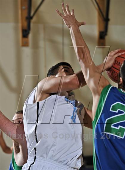 Thumbnail 1 in Salesian vs. Pacifica Christian (MaxPreps Holiday Classic) photogallery.