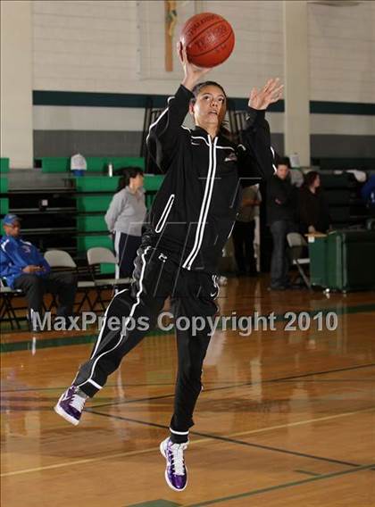 Thumbnail 2 in Louisville vs. Los Angeles Baptist (Providence Tournmanent) photogallery.