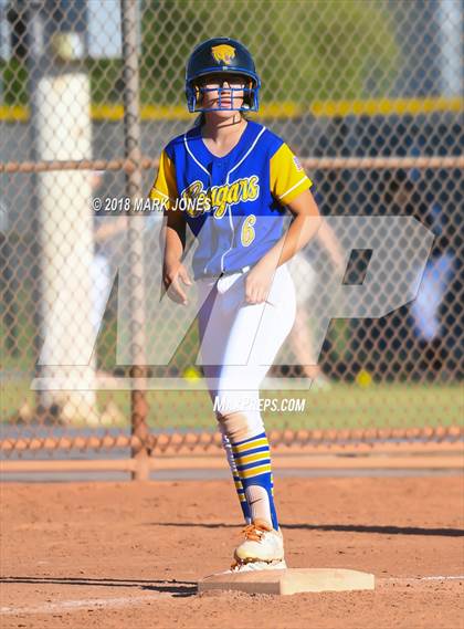 Thumbnail 2 in Casa Grande vs. Mohave (AIA 4A Round 2B Playoff) photogallery.