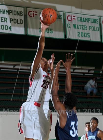 Thumbnail 1 in Compton vs. Redlands East Valley (Inland Empire Classic) photogallery.