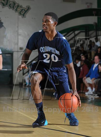 Thumbnail 1 in Compton vs. Redlands East Valley (Inland Empire Classic) photogallery.