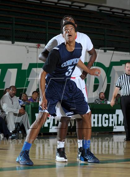 Thumbnail 2 in Compton vs. Redlands East Valley (Inland Empire Classic) photogallery.