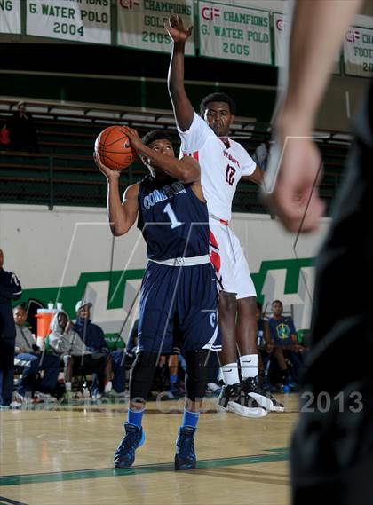 Thumbnail 1 in Compton vs. Redlands East Valley (Inland Empire Classic) photogallery.
