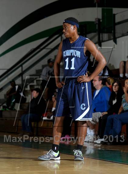 Thumbnail 1 in Compton vs. Redlands East Valley (Inland Empire Classic) photogallery.