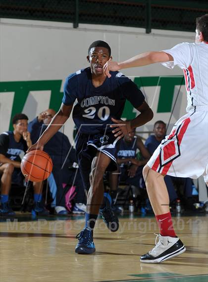 Thumbnail 2 in Compton vs. Redlands East Valley (Inland Empire Classic) photogallery.