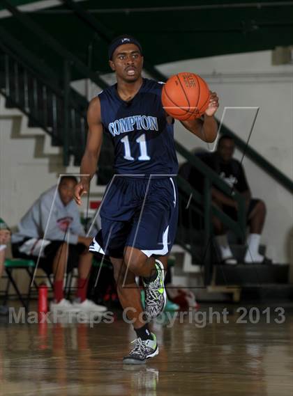 Thumbnail 2 in Compton vs. Redlands East Valley (Inland Empire Classic) photogallery.