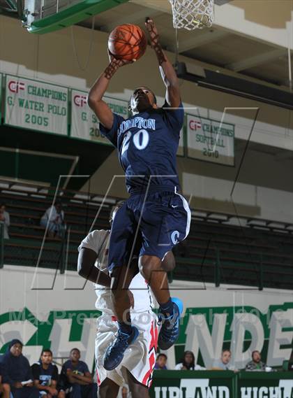Thumbnail 3 in Compton vs. Redlands East Valley (Inland Empire Classic) photogallery.