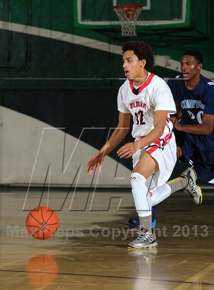 Thumbnail 1 in Compton vs. Redlands East Valley (Inland Empire Classic) photogallery.