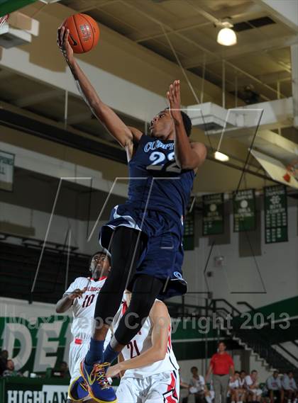 Thumbnail 2 in Compton vs. Redlands East Valley (Inland Empire Classic) photogallery.