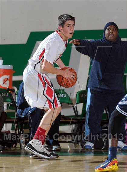 Thumbnail 3 in Compton vs. Redlands East Valley (Inland Empire Classic) photogallery.
