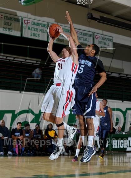 Thumbnail 3 in Compton vs. Redlands East Valley (Inland Empire Classic) photogallery.