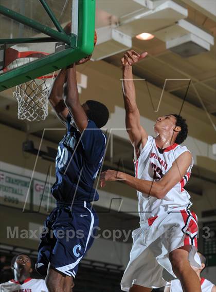 Thumbnail 1 in Compton vs. Redlands East Valley (Inland Empire Classic) photogallery.
