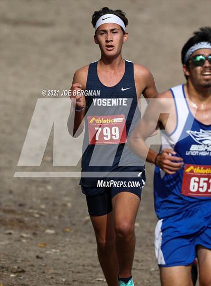 Thumbnail 2 in CIF Central Section Cross Country Championships (Boys D4 Race) photogallery.