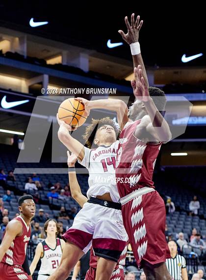 Thumbnail 2 in Bishop Alemany vs Santa Cruz (CIF State D3 Final) photogallery.