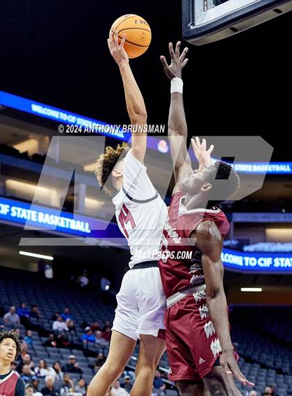Thumbnail 2 in Bishop Alemany vs Santa Cruz (CIF State D3 Final) photogallery.