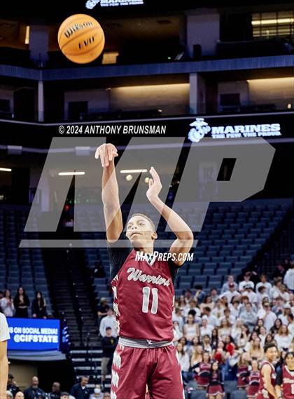 Thumbnail 3 in Bishop Alemany vs Santa Cruz (CIF State D3 Final) photogallery.