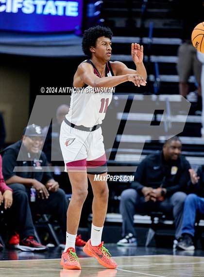 Thumbnail 1 in Bishop Alemany vs Santa Cruz (CIF State D3 Final) photogallery.