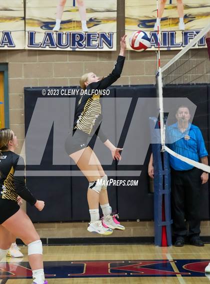 Thumbnail 2 in Monarch vs Dakota Ridge (Dakota Ridge Varsity Tournament) photogallery.