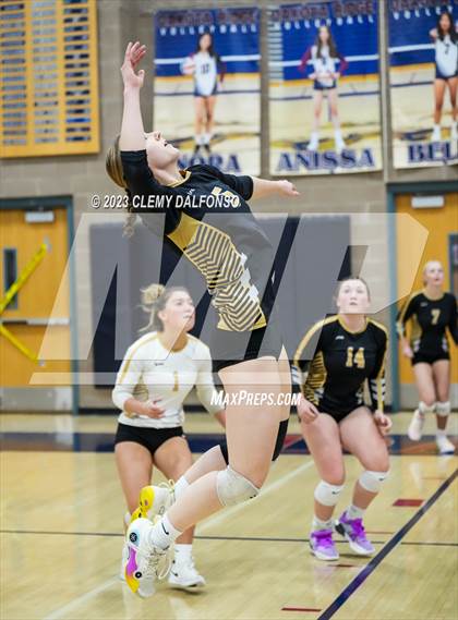 Thumbnail 3 in Monarch vs Dakota Ridge (Dakota Ridge Varsity Tournament) photogallery.
