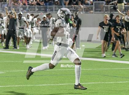 Thumbnail 3 in Jordan vs Tompkins photogallery.