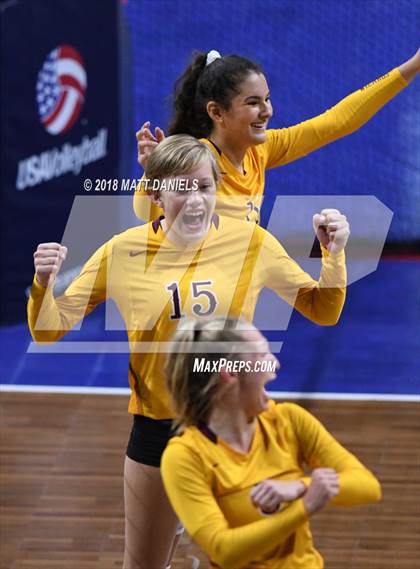 Thumbnail 1 in Windsor vs. Cherry Creek (CHSAA 5A Playoff) photogallery.