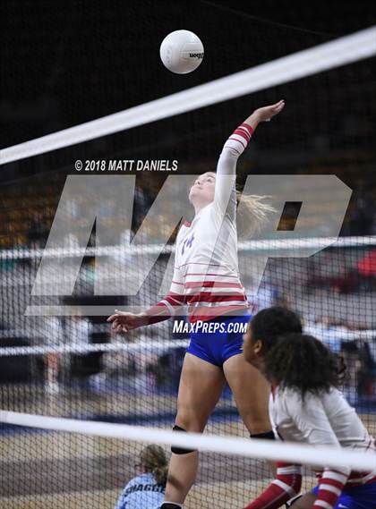 Thumbnail 1 in Windsor vs. Cherry Creek (CHSAA 5A Playoff) photogallery.