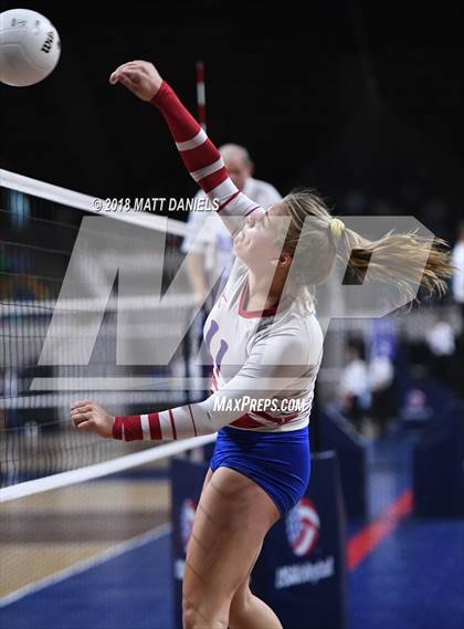 Thumbnail 3 in Windsor vs. Cherry Creek (CHSAA 5A Playoff) photogallery.