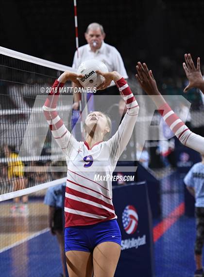 Thumbnail 3 in Windsor vs. Cherry Creek (CHSAA 5A Playoff) photogallery.