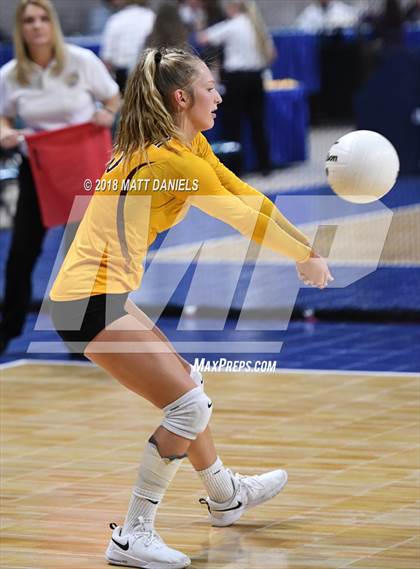 Thumbnail 2 in Windsor vs. Cherry Creek (CHSAA 5A Playoff) photogallery.