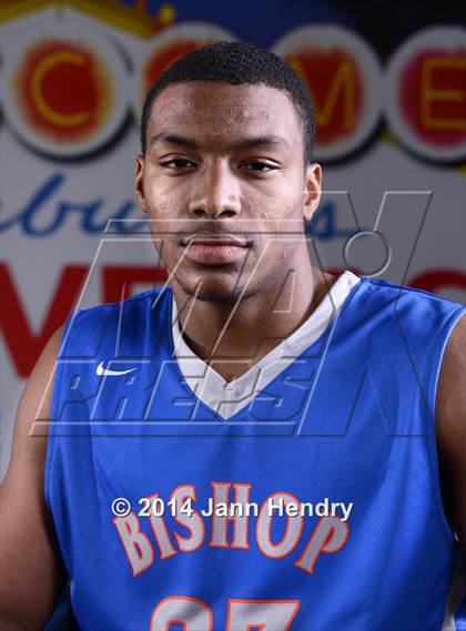 Thumbnail 3 in Bishop Gorman (Top 10 Preseason Photo Shoot) photogallery.
