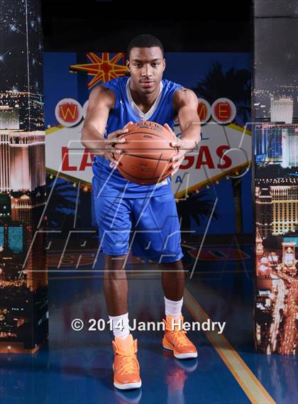 Thumbnail 2 in Bishop Gorman (Top 10 Preseason Photo Shoot) photogallery.