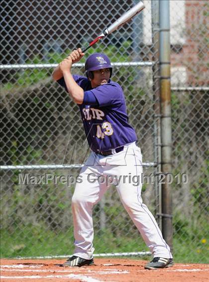 Thumbnail 1 in MIneola @ Islip photogallery.