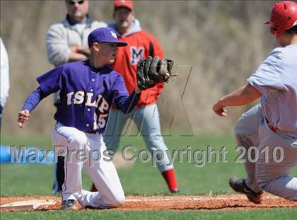 Thumbnail 1 in MIneola @ Islip photogallery.