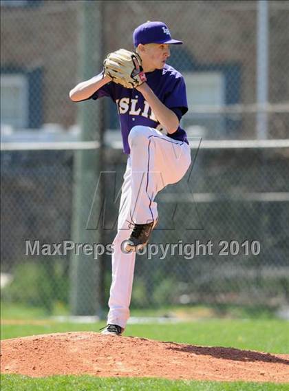 Thumbnail 1 in MIneola @ Islip photogallery.