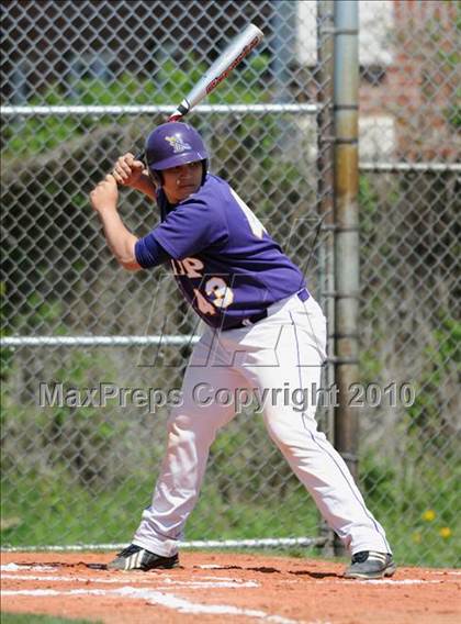 Thumbnail 2 in MIneola @ Islip photogallery.