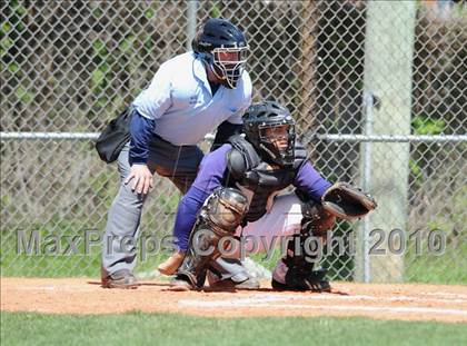 Thumbnail 2 in MIneola @ Islip photogallery.