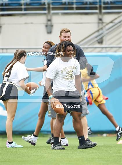 Thumbnail 2 in Andrew Jackson vs Oakleaf  (Jaguars Preseason Classic) photogallery.