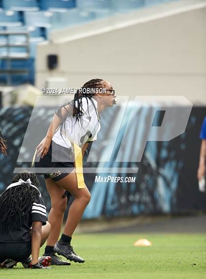 Thumbnail 3 in Andrew Jackson vs Oakleaf  (Jaguars Preseason Classic) photogallery.