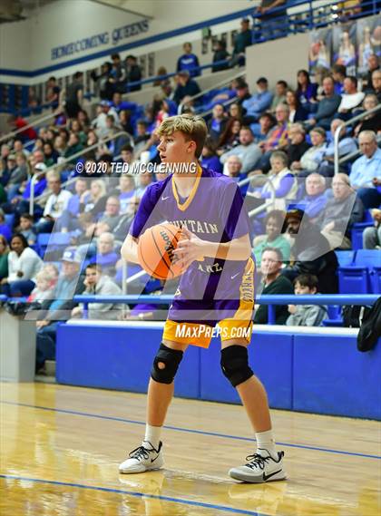 Thumbnail 3 in Episcopal vs. Fountain Lake (AAA 3A Regional Playoff) photogallery.