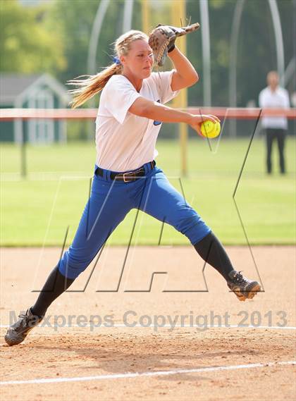 Thumbnail 3 in Unity Christian vs Sparta (MHSAA Division 2 Regional Playoff) photogallery.